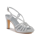 Strieborné sandále Menbur.