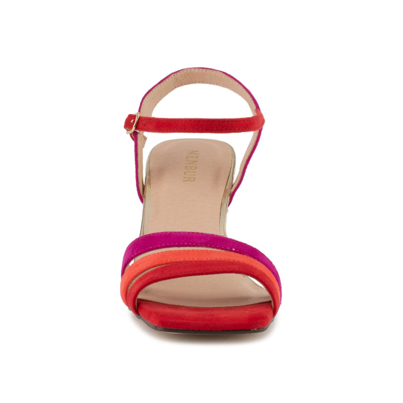 Červené (rojo/red) spoločenské sandále so zlatými doplnkami. 
