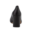 Čierne lodičky Lambert. Obuv Lambert je slovenský online obchod ktorý predáva moderné a štýlové topánky, peňaženky a opasky. Doprava zdarma nad 50€.  