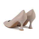 Béžové lodičky Lambert. 