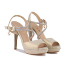 Sandále Lambert v platinovej farbe.