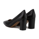 Čierne lodičky Lambert. Obuv Lambert je slovenský online obchod ktorý predáva moderné a štýlové topánky, peňaženky a opasky. Doprava zdarma nad 50€.  