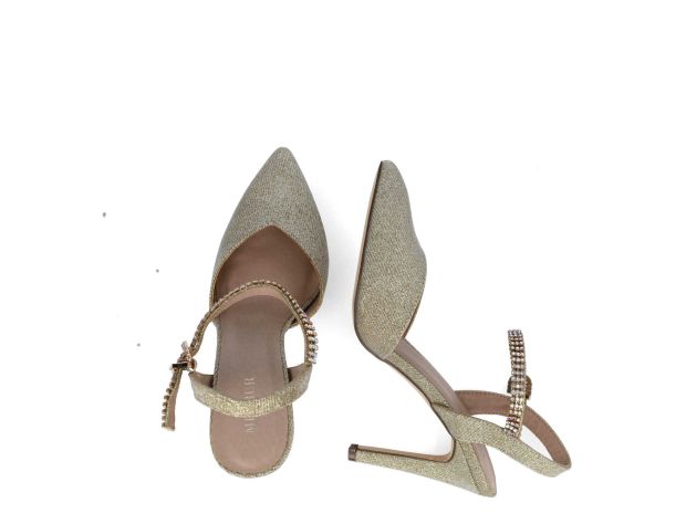 Menbur-Sandalen