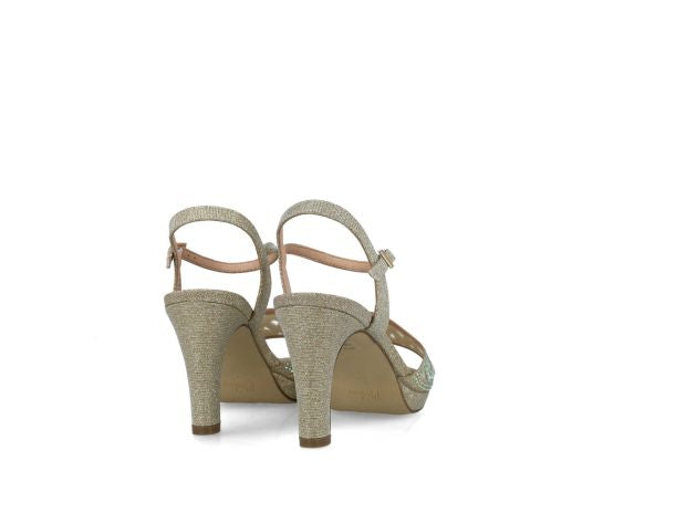 Menbur-Sandalen