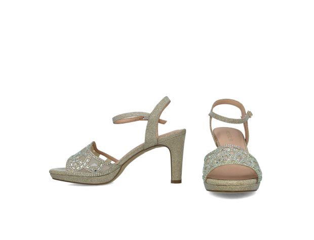 Menbur-Sandalen