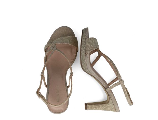 Menbur-Sandalen