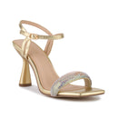 Zlaté sandále Menbur. 