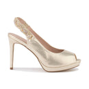 Zlaté sandále Menbur. 